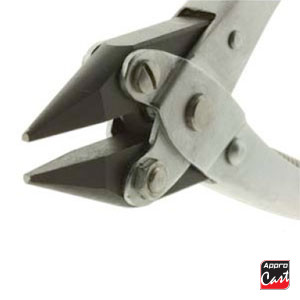 Pince parallèle à nez fin 140mm